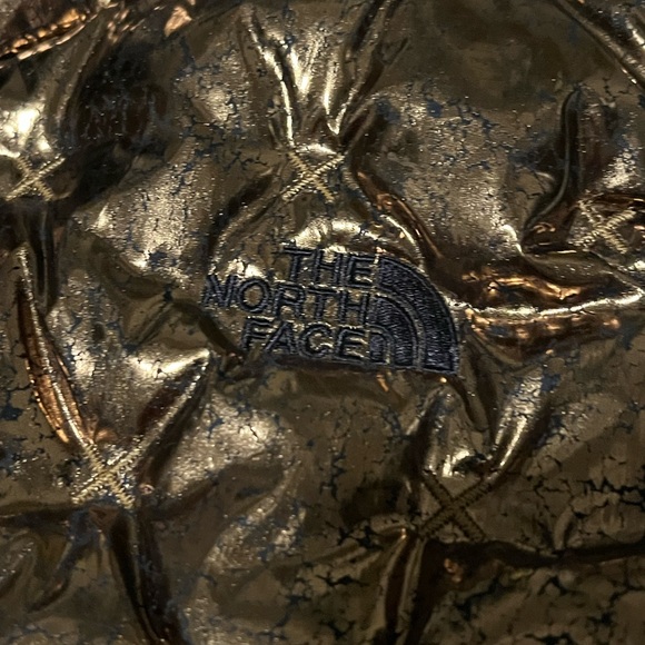 The North Face Hollidown Urban Explorer winter puffer vest women metallic copper - Picture 5 of 13